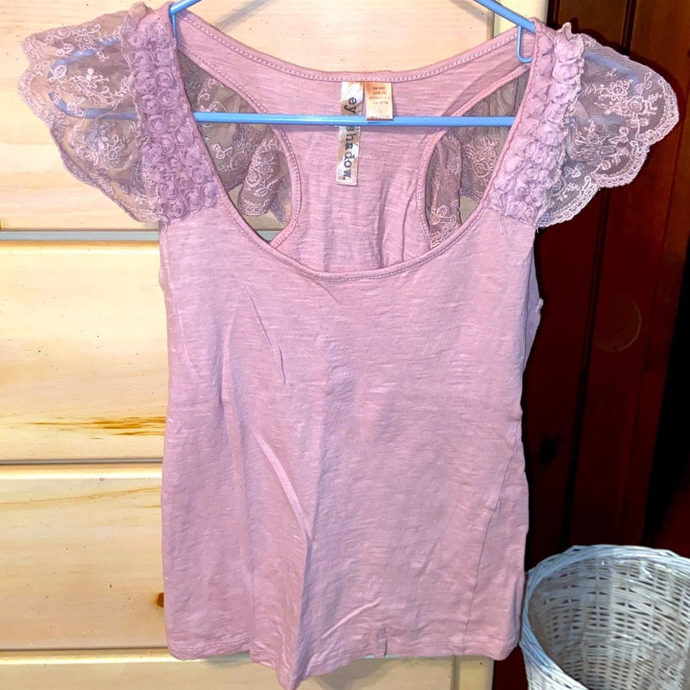 RUFFLED LACE TANK